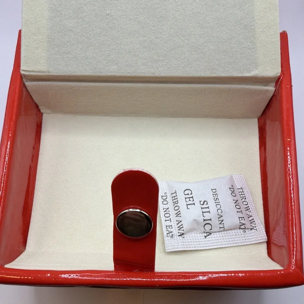 Unused No‎ Tag Faux Red/White Patent Leather Rite Aid Home Purse Jewelry